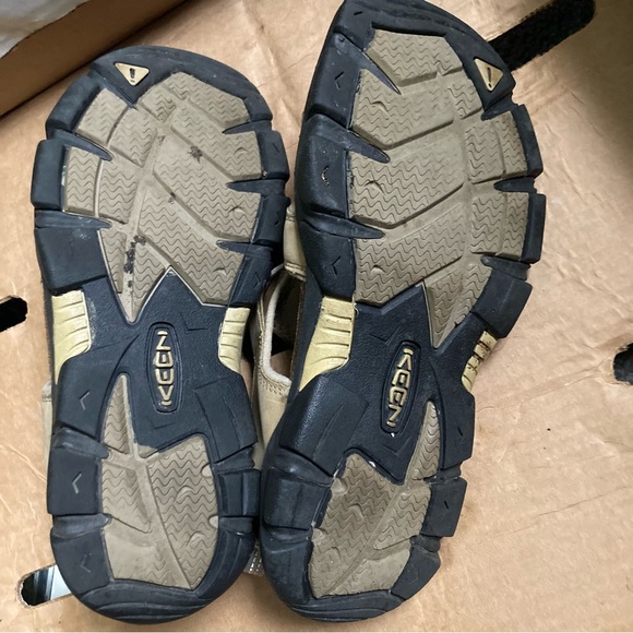 Keen Daytona Men’s 7 (?) Open Toe Leather Sandals - Picture 5 of 6